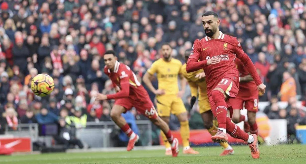 JNH体育-包含曼联主场大胜狼队，重返欧冠资格赛区的词条