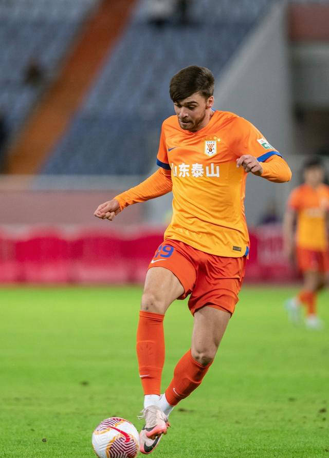 球队损失主力球员,备战困难重重 球队损失主力球员,备战困难重重