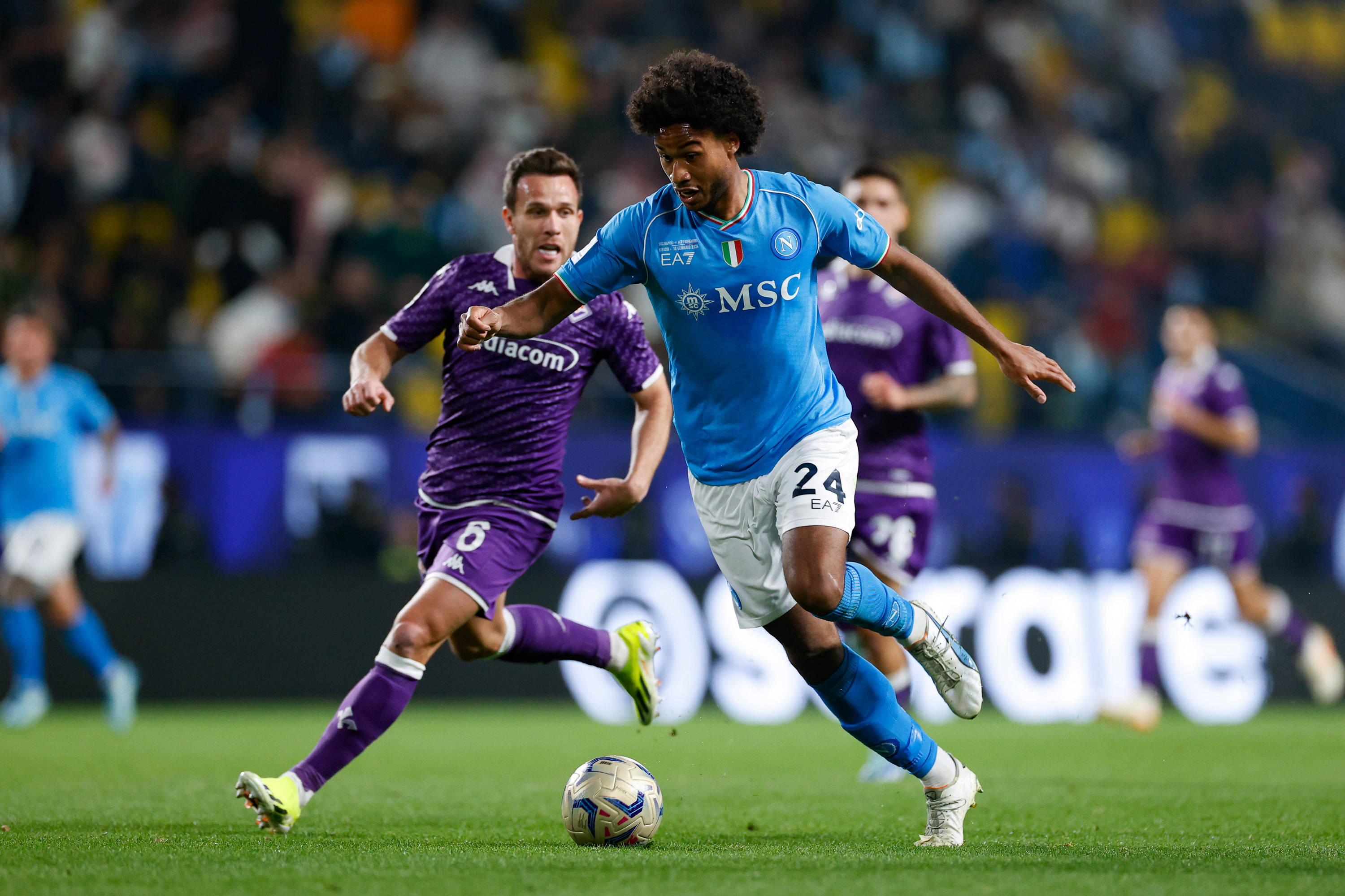 金年会官方网站-佛罗伦萨主场胜利，稳固联赛中游位置的简单介绍