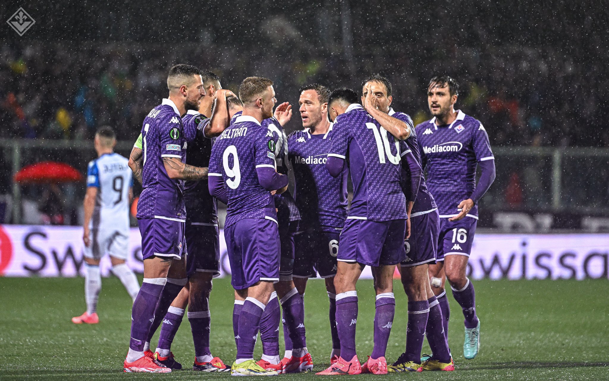 佛罗伦萨主场胜利,稳固联赛中游位置的简单介绍 佛罗伦萨主场胜利,稳固联赛中游位置的简单介绍