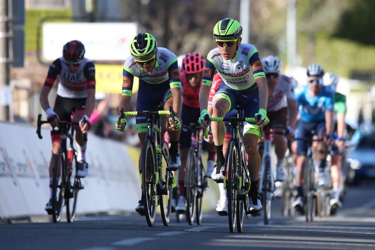 金年会官方-尼斯队在客场逆袭，取得胜利更进一步