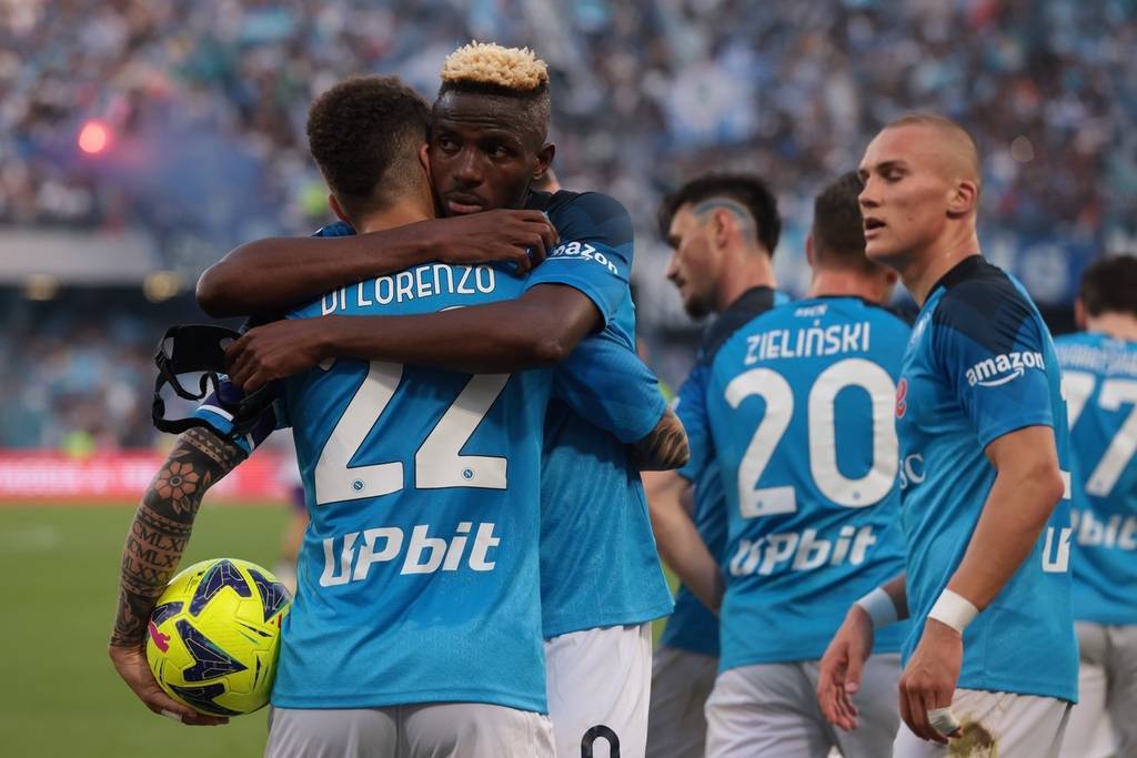 阵容庞大的球队集结出击,斩获关键胜利的简单介绍 阵容庞大的球队集结出击,斩获关键胜利的简单介绍