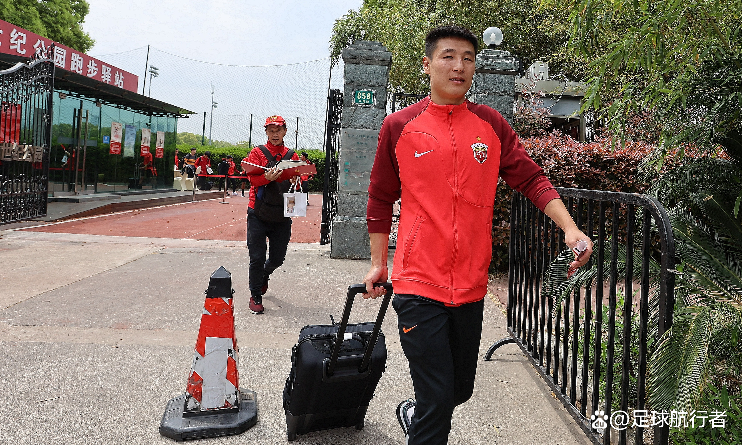 金年会APP-关于上海申花新援表现抢眼，重庆斯威惨遭逆转的信息