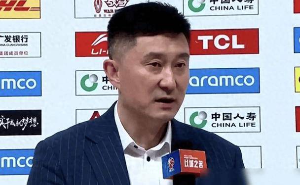 南极洲篮球联赛迎来新一轮角逐,崭露头角的新星涌现的简单介绍 南极洲篮球联赛迎来新一轮角逐,崭露头角的新星涌现的简单介绍