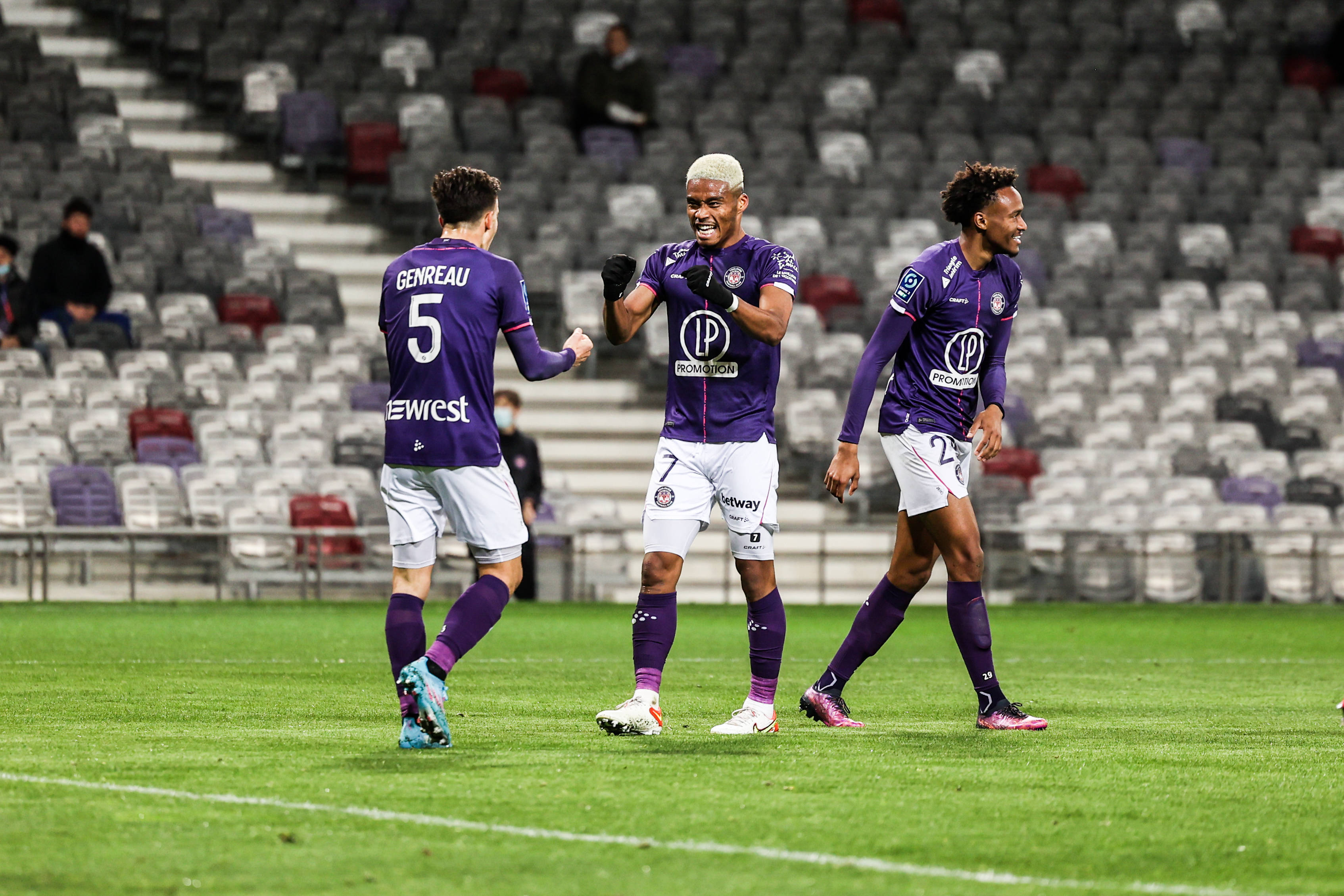 sports jnh-马赛客场对阵圣埃蒂安，双方都渴望胜利