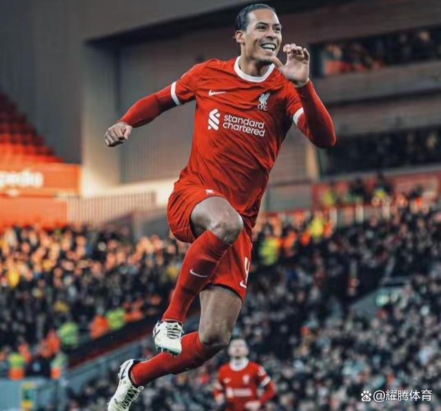 JNH体育-利物浦提前冲顶，欧国联赛中表现抢眼