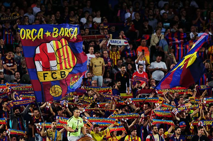 金年会全站-巴黎圣日耳曼长时间不败赢得球迷欢心的简单介绍