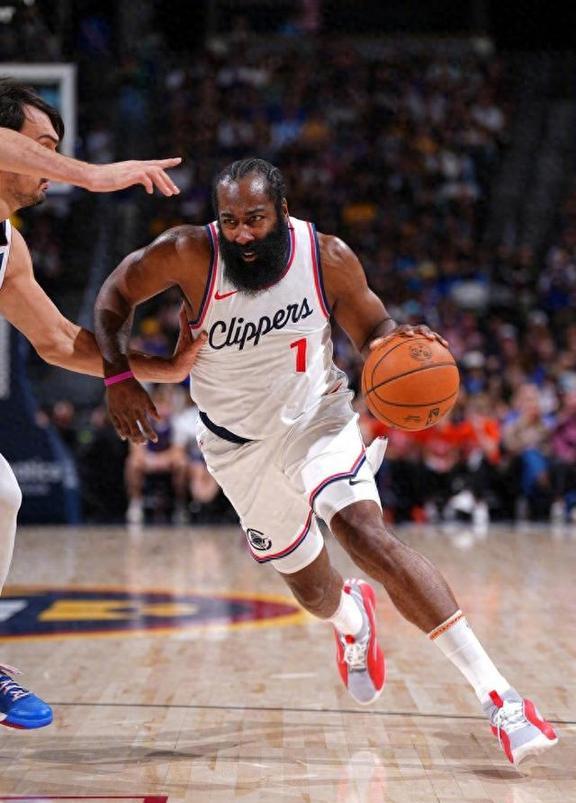 金年会下载-美国职业篮球联赛热火朝天，球员实力集结的简单介绍