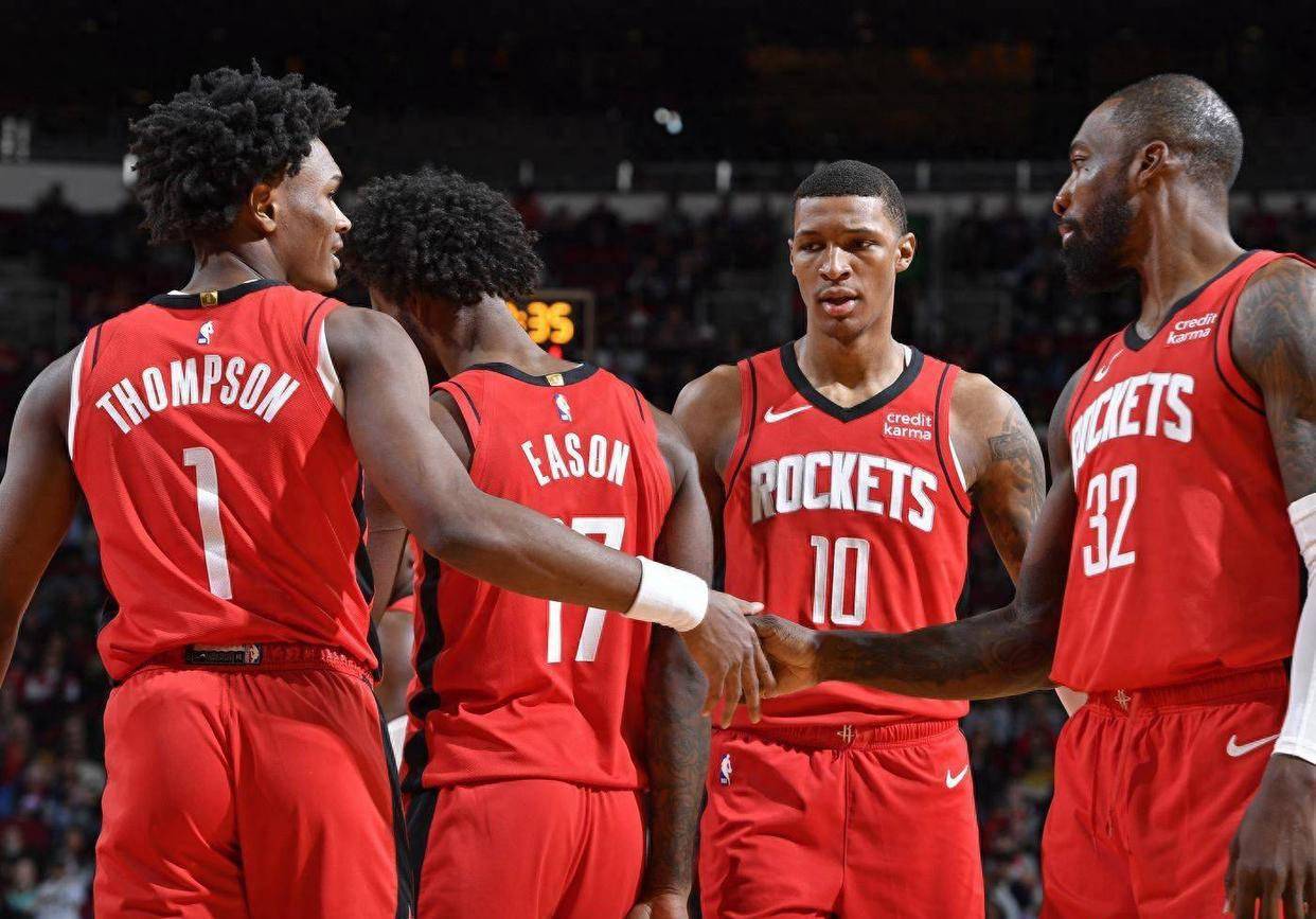 金年会网站-包含火箭队球员集体高烧，致使比赛延期的词条