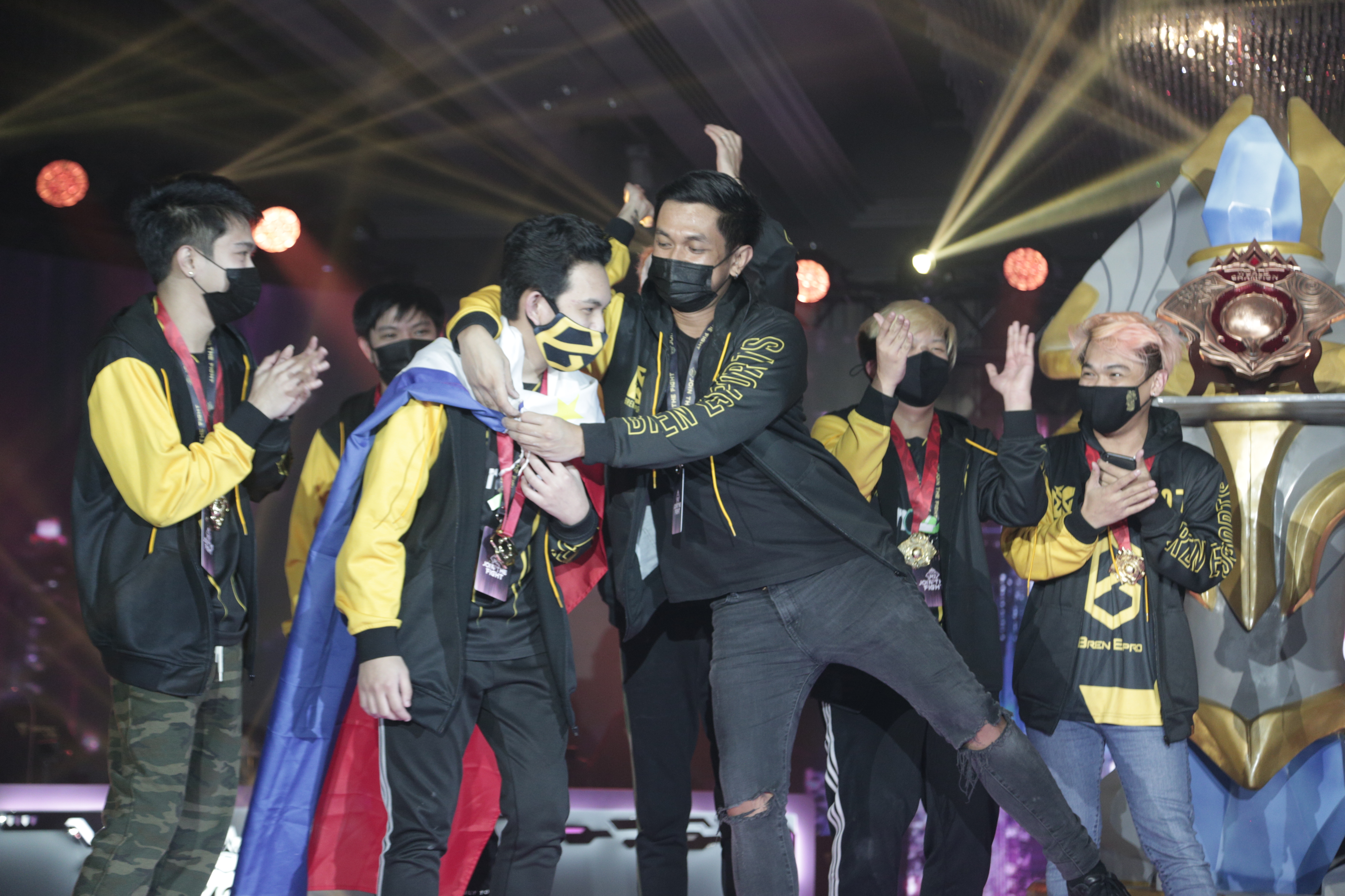 对阵势均力敌,比赛场面竞技火爆 对阵势均力敌,比赛场面竞技火爆