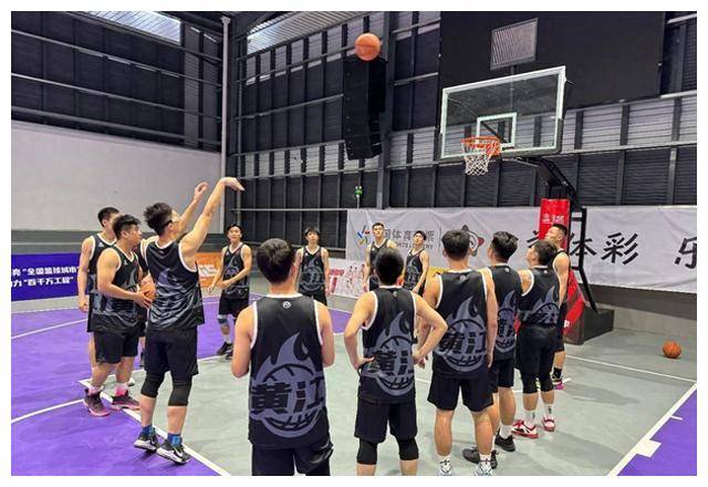金年会真人-国内篮球顶尖职业联赛球队备战全力