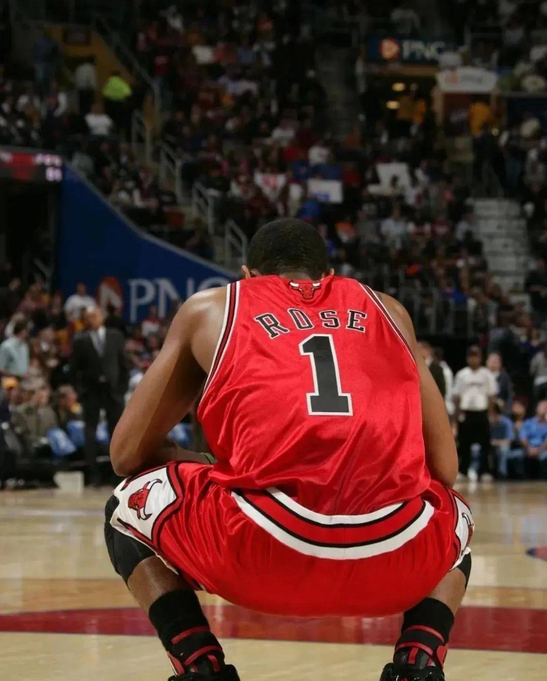 超级巨星再现神勇表现,带领球队摘取胜利果实的简单介绍 超级巨星再现神勇表现,带领球队摘取胜利果实的简单介绍