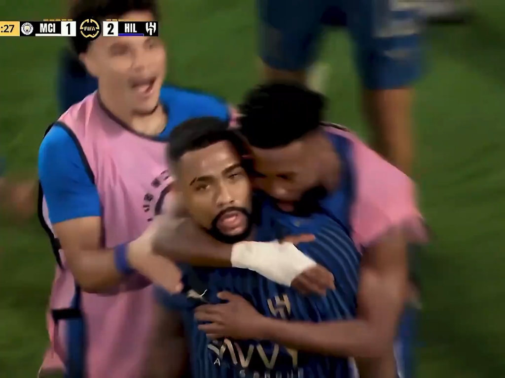 曼城爆冷出局,欧冠梦碎无缘四强 曼城爆冷出局,欧冠梦碎无缘四强