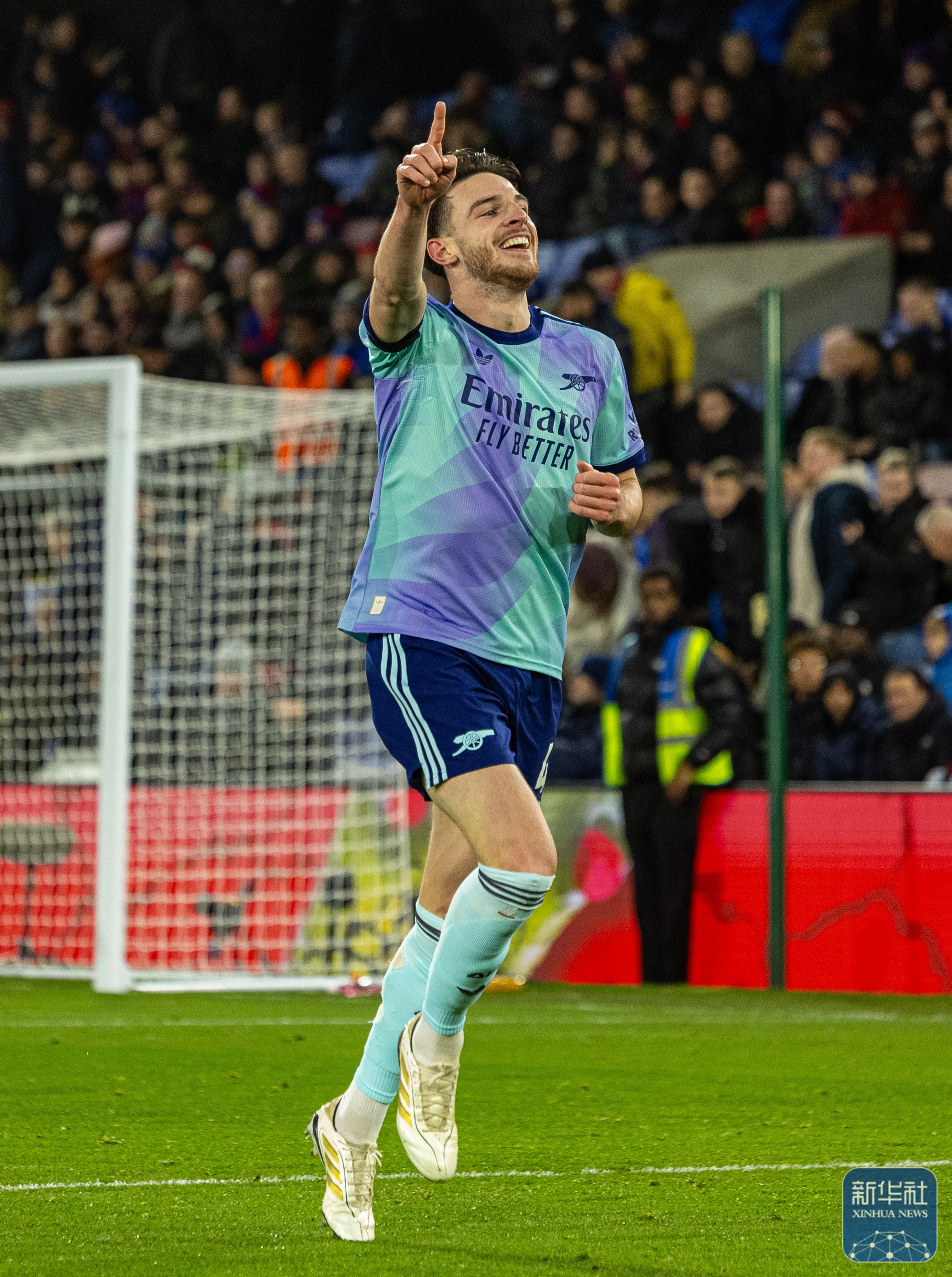 JNH体育-阿森纳主场取得胜利，前进积分榜前列的简单介绍