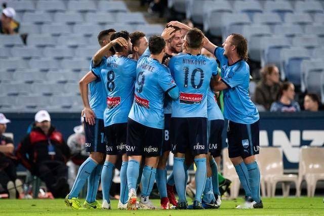 包含马赛球员因伤缺阵,球队实力受到影响的词条 包含马赛球员因伤缺阵,球队实力受到影响的词条