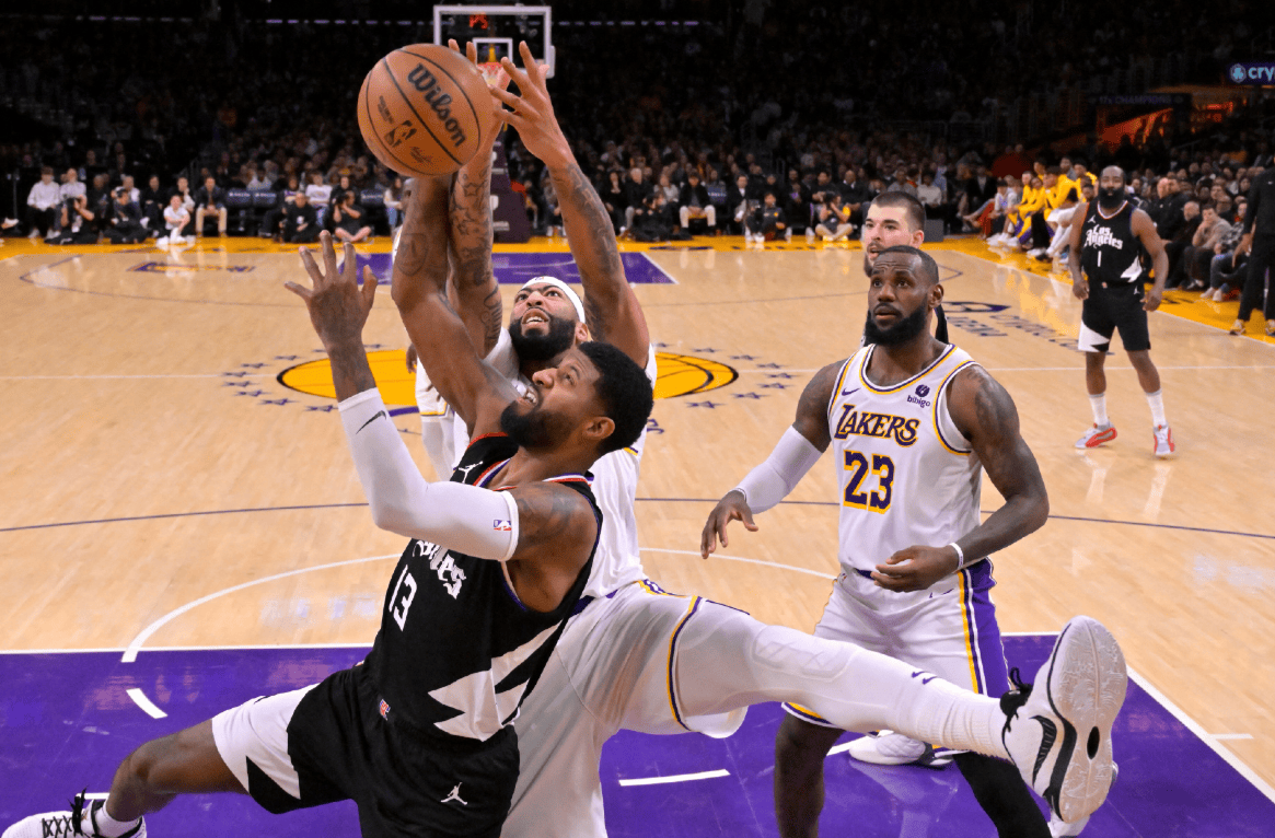 金年会网址-NBA暂停所有球队训练，球员待在家中