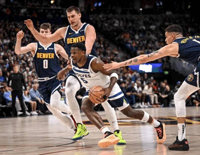 NBA球员约基奇表现喜人,球队备战季后赛的简单介绍 NBA球员约基奇表现喜人,球队备战季后赛的简单介绍