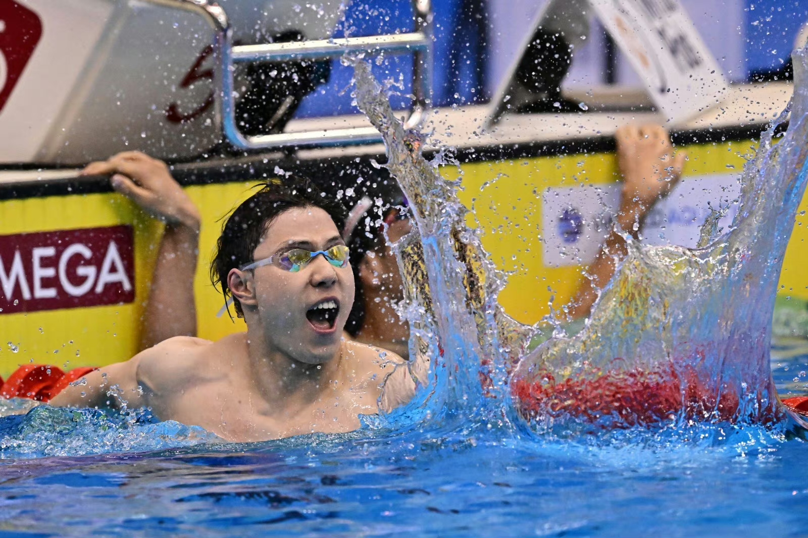 白俄罗斯游泳选手夺得一枚金牌 白俄罗斯游泳选手夺得一枚金牌