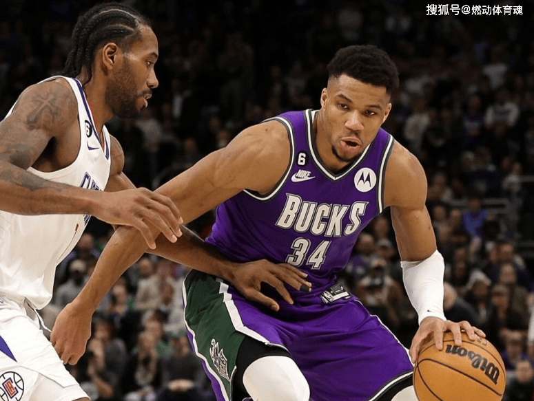 雄鹿客场击败快船,取得宝贵胜利 雄鹿客场击败快船,取得宝贵胜利