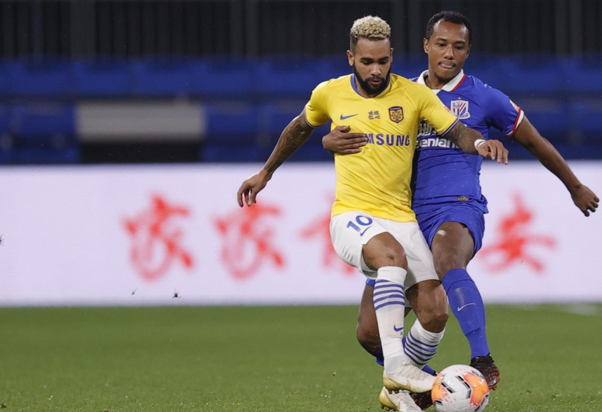 关于苏宁对阵广州富力,争夺积分领先位置的信息 关于苏宁对阵广州富力,争夺积分领先位置的信息