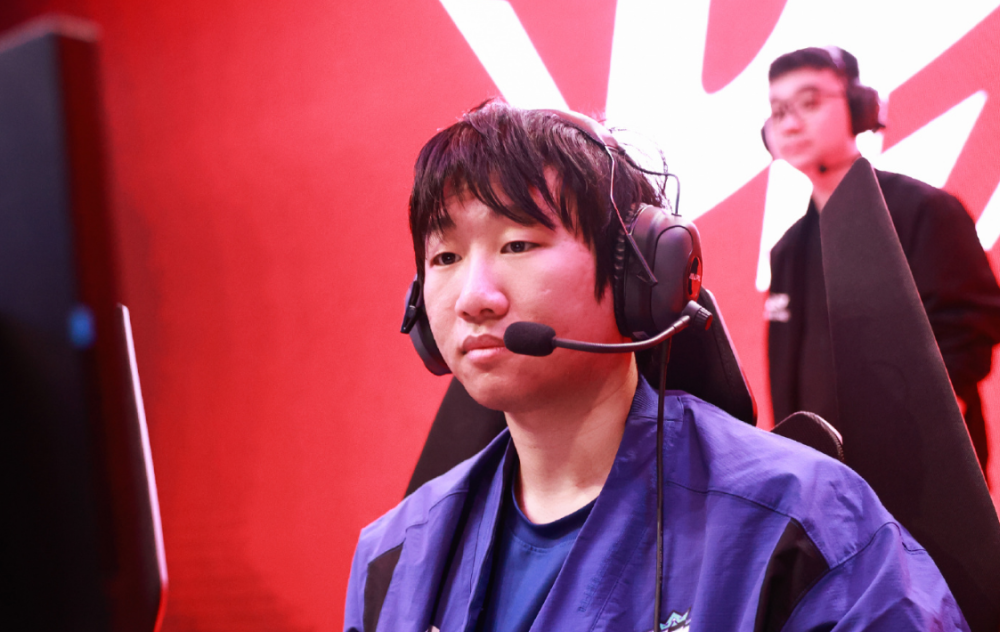 JNH体育-MAD绝杀100T，Scout单局斩获MVP淘汰赛3:1（釜山）