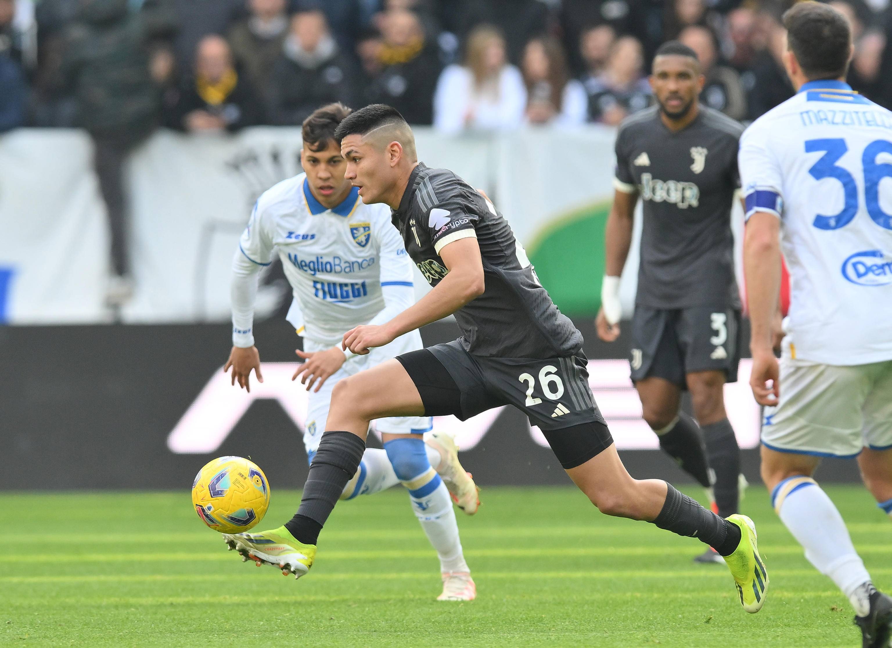 金年会真人-佛罗伦萨逼平弗洛西诺内，保级压力增加的简单介绍