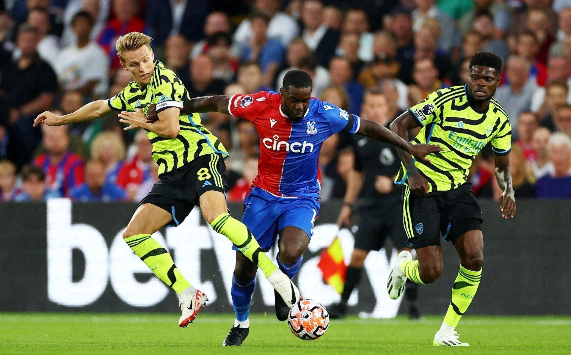 关于水晶宫实现惊喜连胜,在巅峰表现的信息 关于水晶宫实现惊喜连胜,在巅峰表现的信息