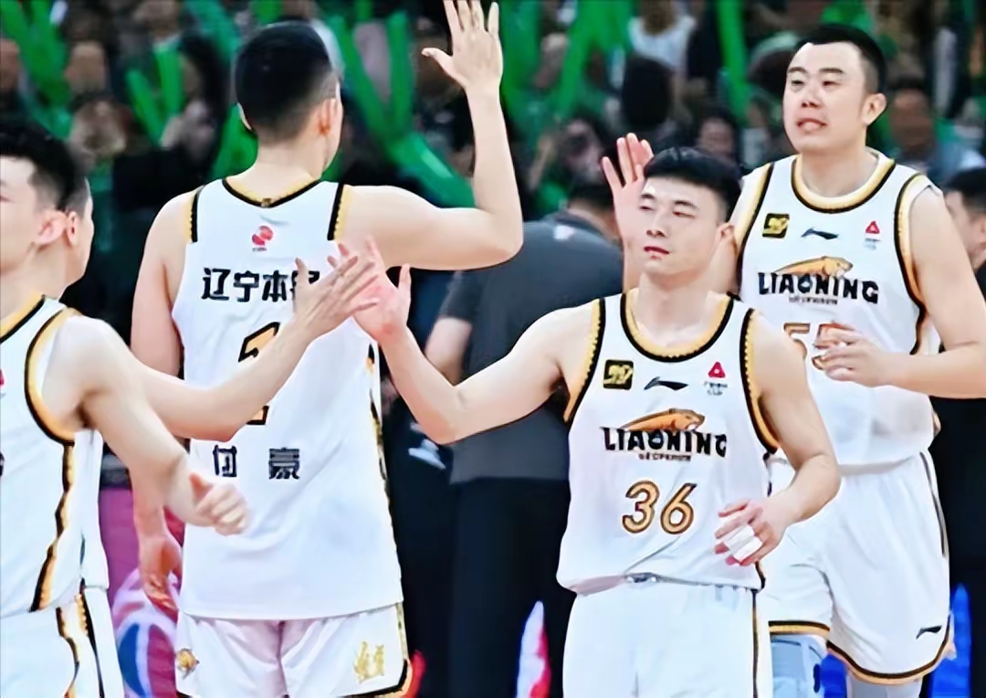 金年会网站-深圳男篮全队发挥出色，取得胜利