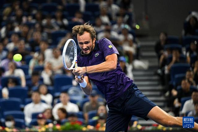 日本网球队爆冷德国网球队,梅德韦杰夫惊艳世界的简单介绍 日本网球队爆冷德国网球队,梅德韦杰夫惊艳世界的简单介绍