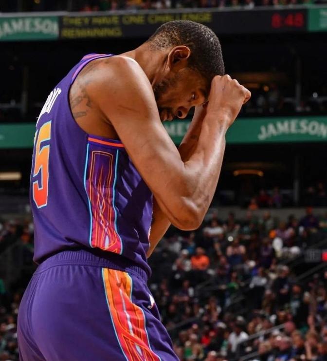 火箭不敌独行侠遭遇四连败 火箭不敌独行侠遭遇四连败