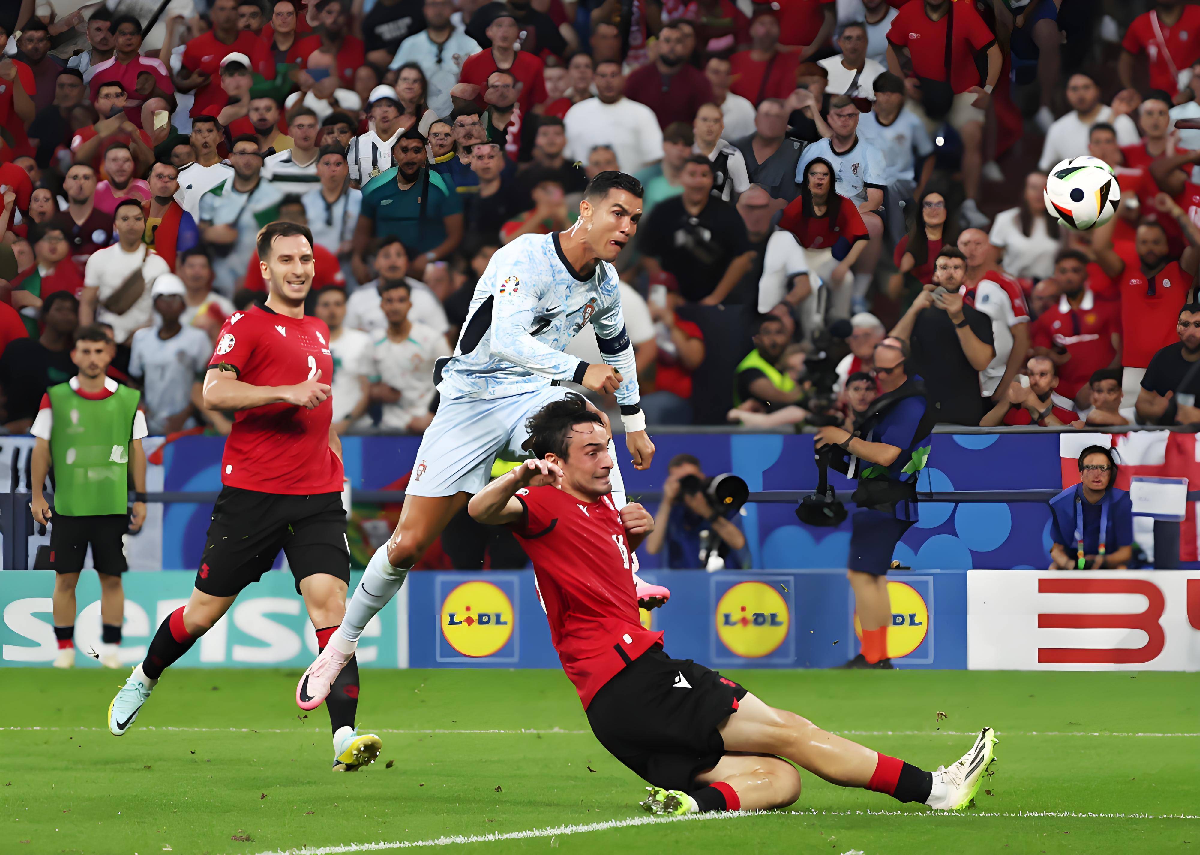 中国险胜克罗地亚,C罗打破历史纪录 中国险胜克罗地亚,C罗打破历史纪录