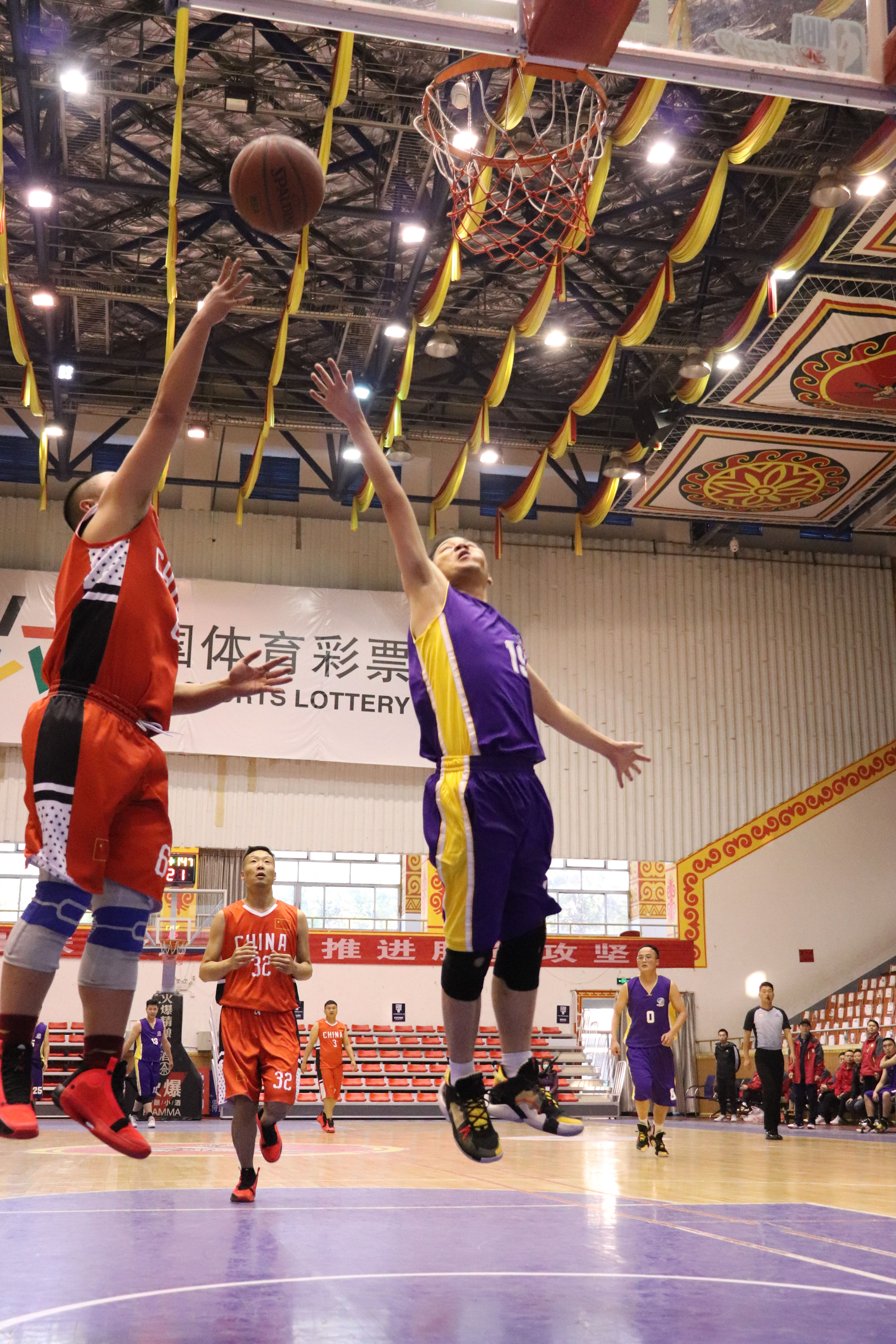 JNH体育-冷静与激情交织！篮球完美收官