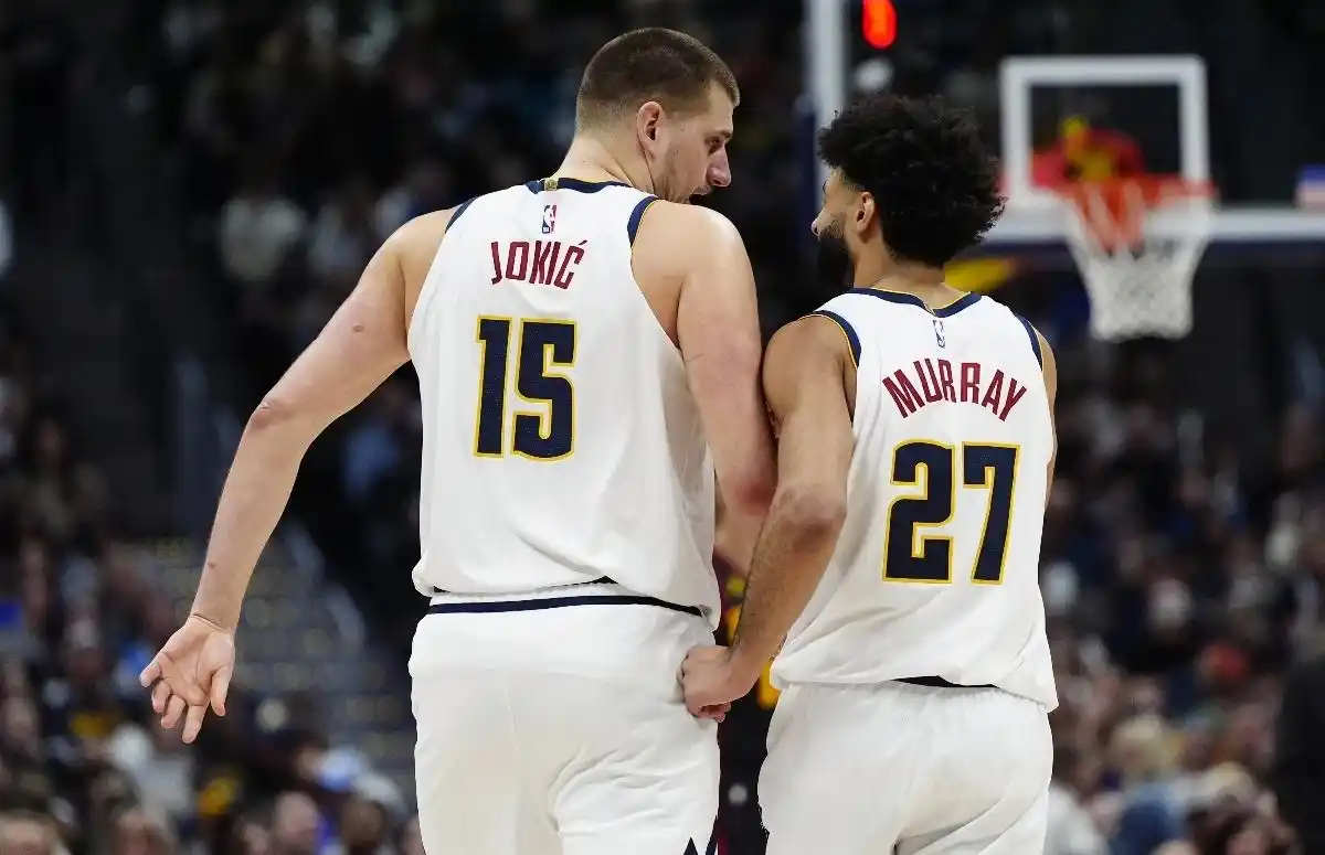 太阳绝杀青岛队,约基奇带队取胜 太阳绝杀青岛队,约基奇带队取胜