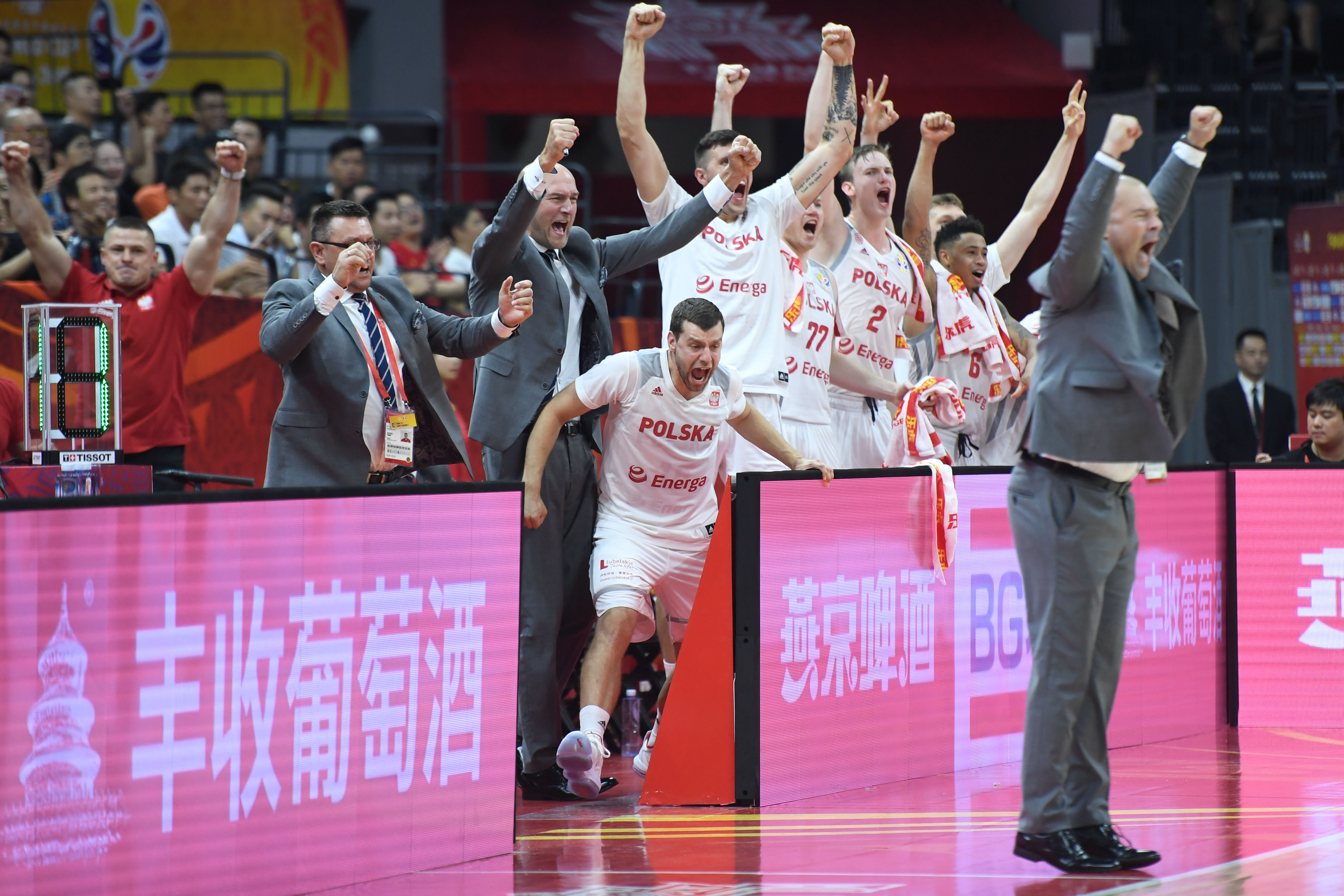 波兰队碾压日本队,马龙惊艳四座 波兰队碾压日本队,马龙惊艳四座