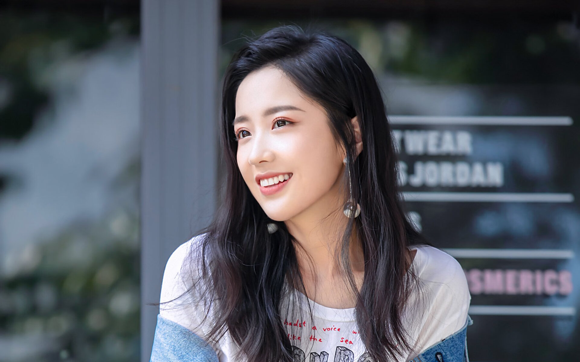 金年会下载-帕尔默爆发，勒沃库森用极致防守为安哥拉上了一堂现代足球战术课