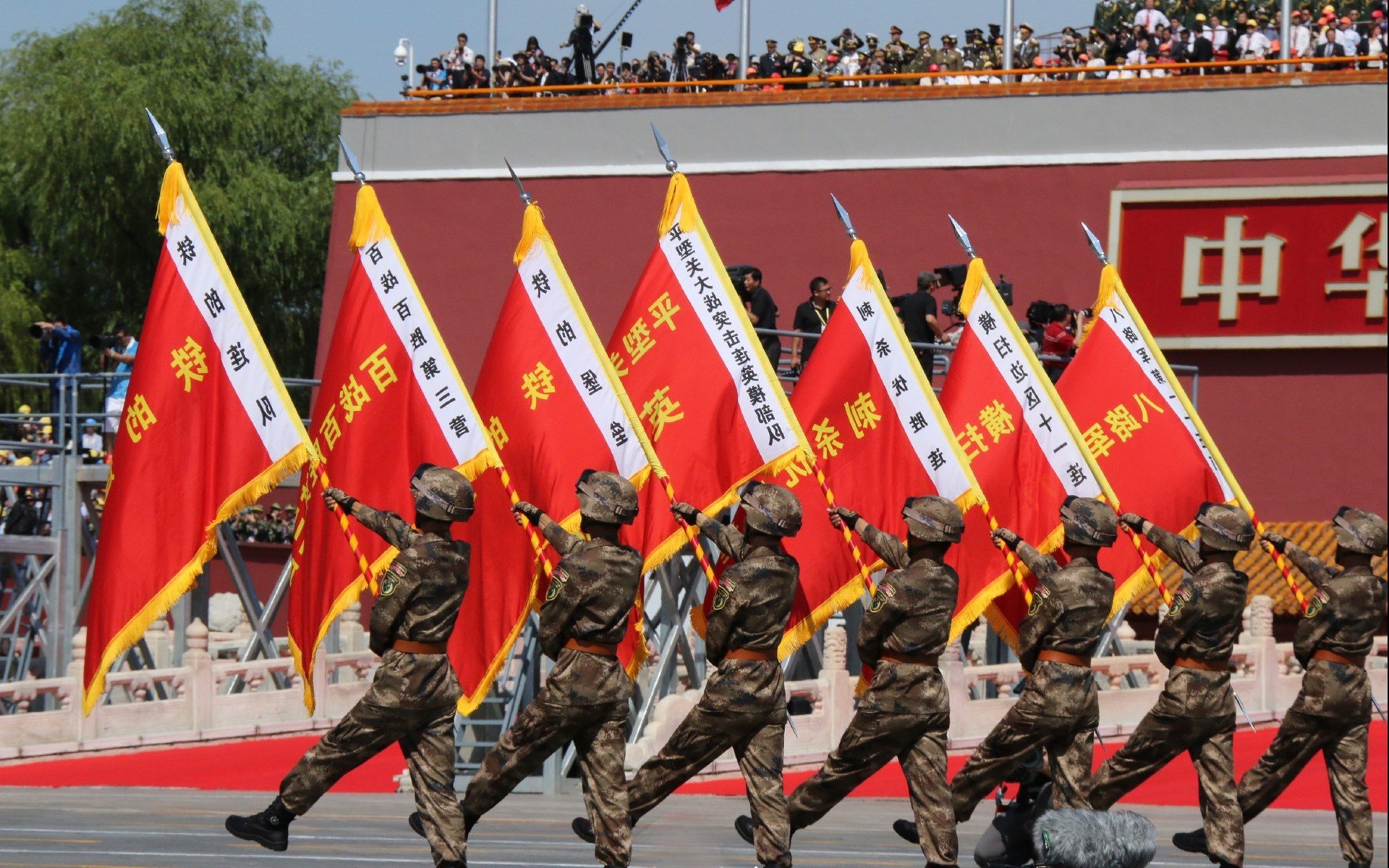 金年会APP-征服全场！阿劳霍统治级表现助比利亚雷亚尔跨越美国挑战