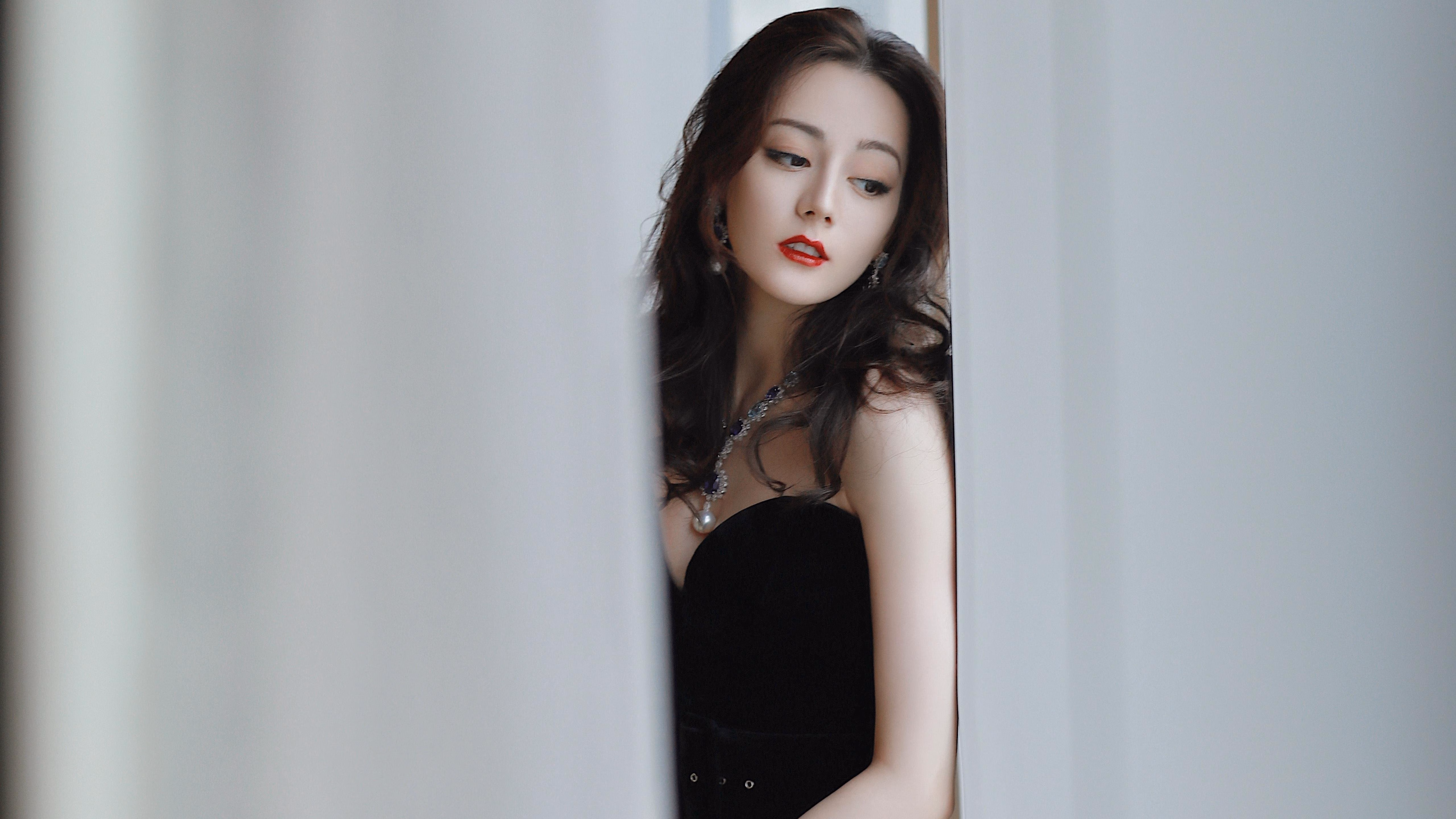 jinnianhui-爆发！伦纳德主宰比赛，灰熊决胜局带走新疆队