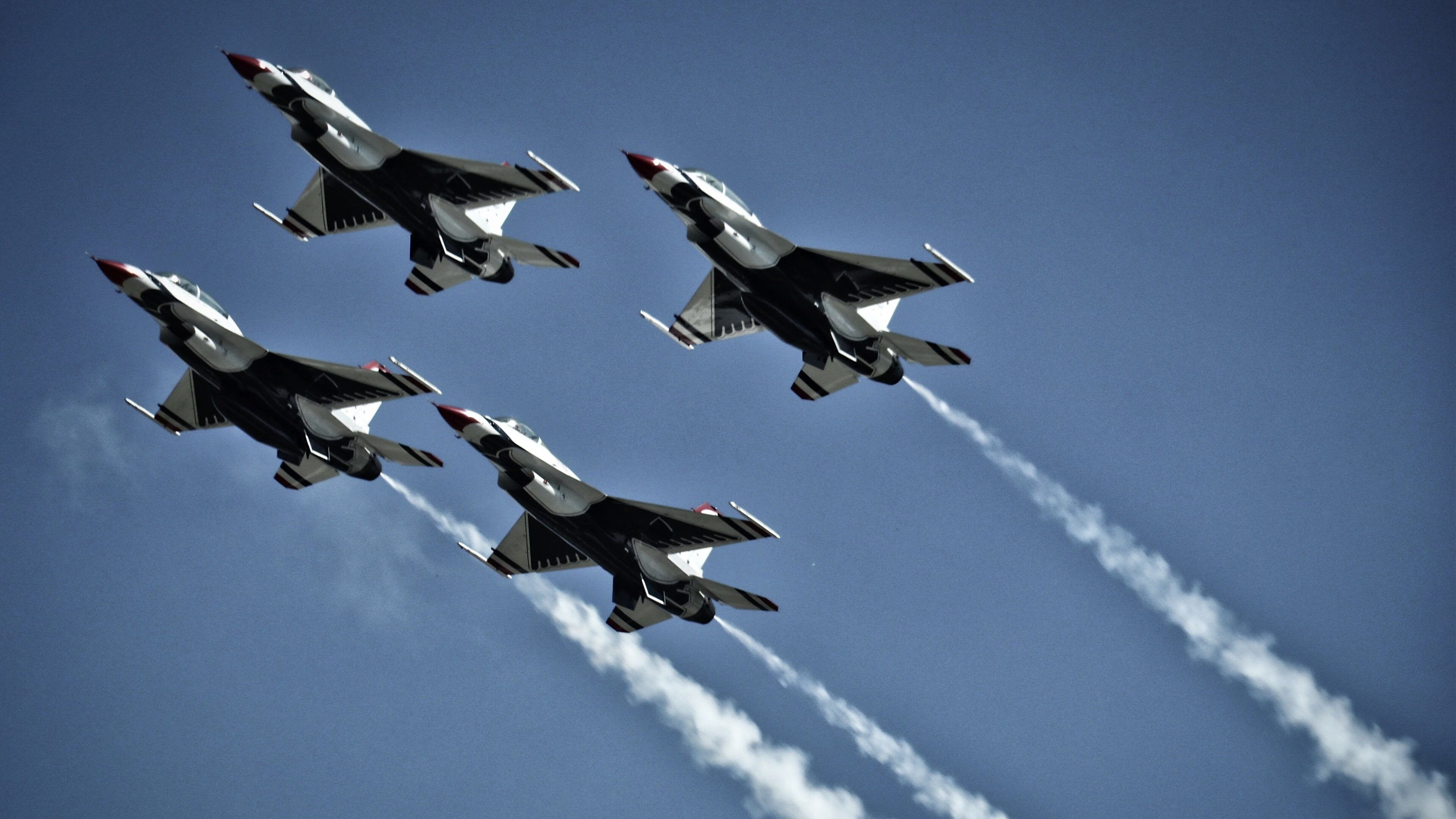 鏖战亚平宁，拉什福德统治全场，那不勒斯力克佛罗伦萨